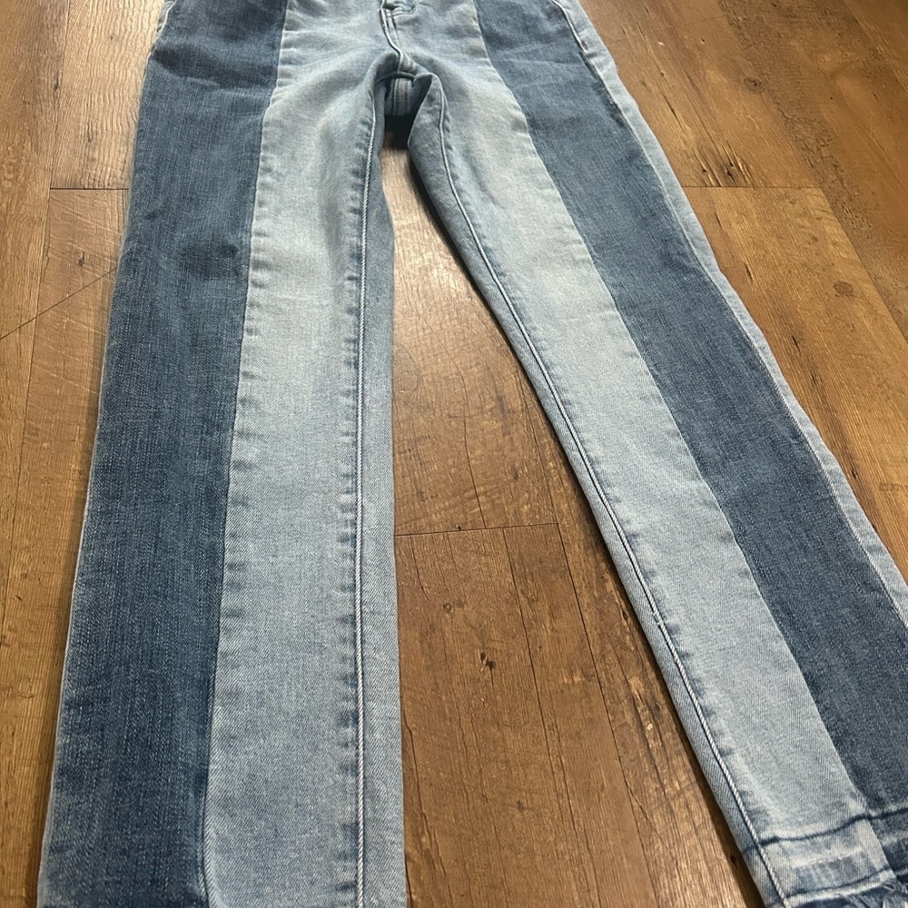 Flying Monkey High Rise Two-Tone Panel Skinny Cropped Ankle Jeans | Size 25 - Picture 3 of 10